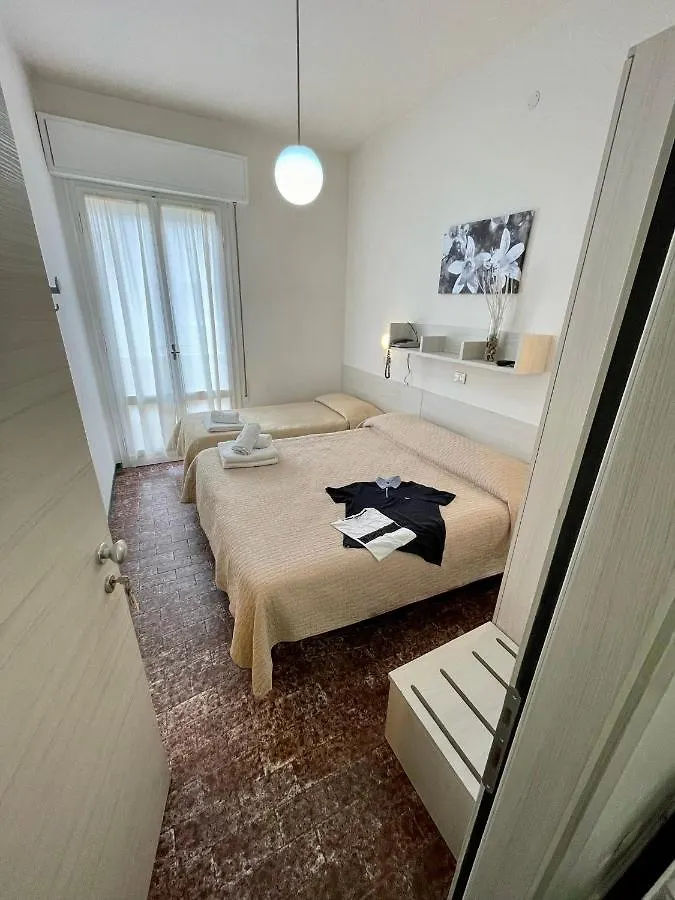 **  Hotel Napoleon Riccione Italie