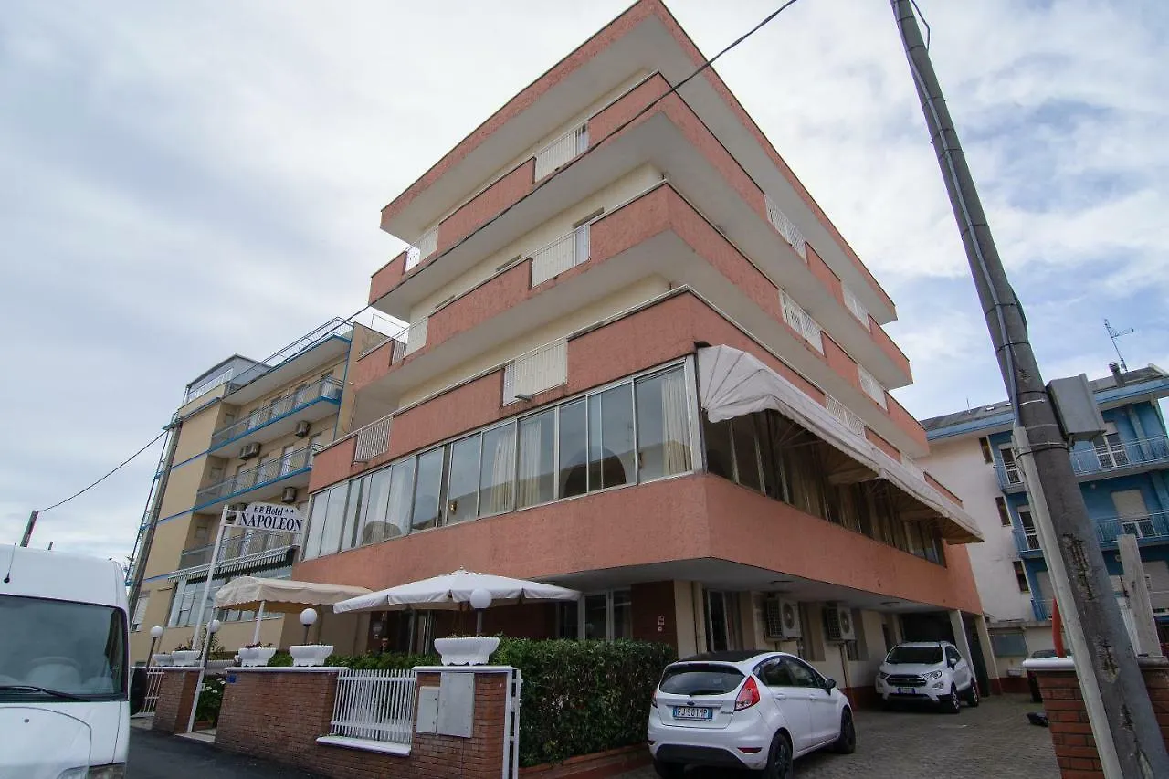 **  Hotel Napoleon Riccione Italie